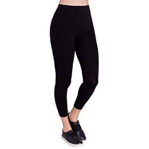 Spanx Structured Capri Leggings